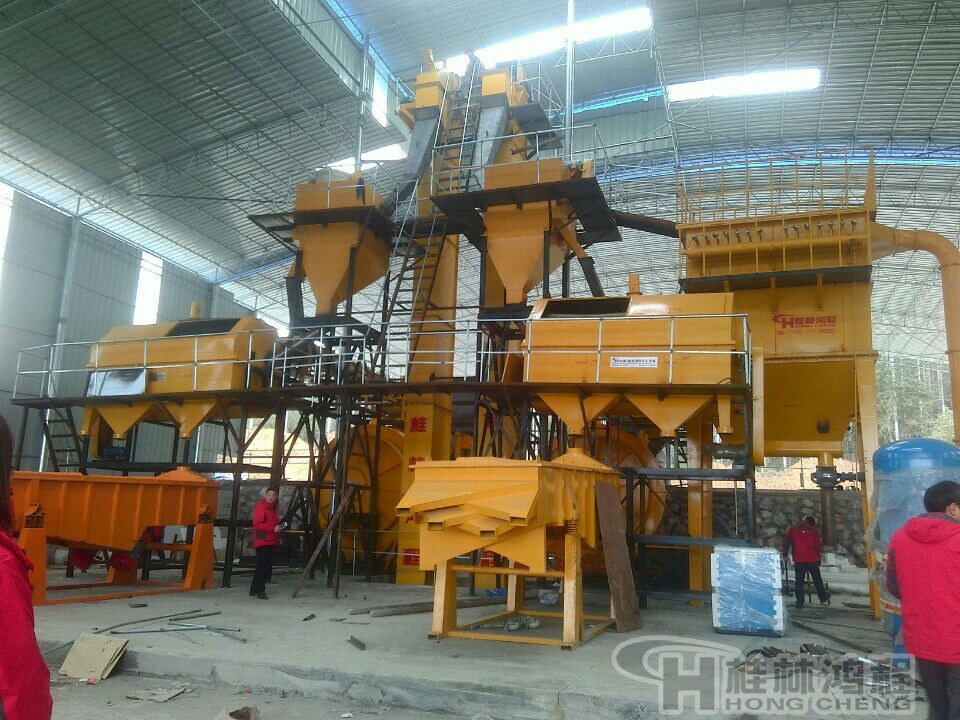 石英砂磨機(jī)，石英砂自磨機(jī)，磨粉機(jī)，制砂機(jī)