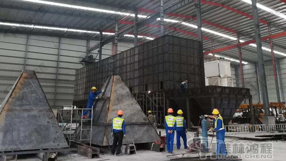 桂林鴻程人造崗石設(shè)備 HLMX1700超細(xì)立磨人造崗石磨粉機(jī)生產(chǎn)線 桂林鴻程人造崗石設(shè)備 HLMX1700超細(xì)立磨人造崗石磨粉機(jī)生產(chǎn)線