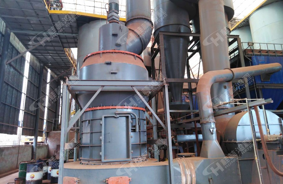 頁(yè)巖混合料200目12噸HC1900擺式磨粉機(jī)四川樂山某瓷廠客戶投產(chǎn) 頁(yè)巖混合料200目12噸HC1900擺式磨粉機(jī)四川樂山某瓷廠客戶投產(chǎn)