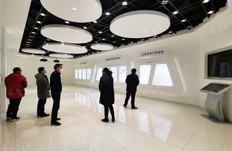 廣西桂林鴻程磨粉機(jī)董事長(zhǎng)親自?huà)鞄?，帶領(lǐng)團(tuán)隊(duì)奔赴西南市場(chǎng)，回訪新老客戶(hù)，齊拓市場(chǎng)，共創(chuàng)價(jià)值！