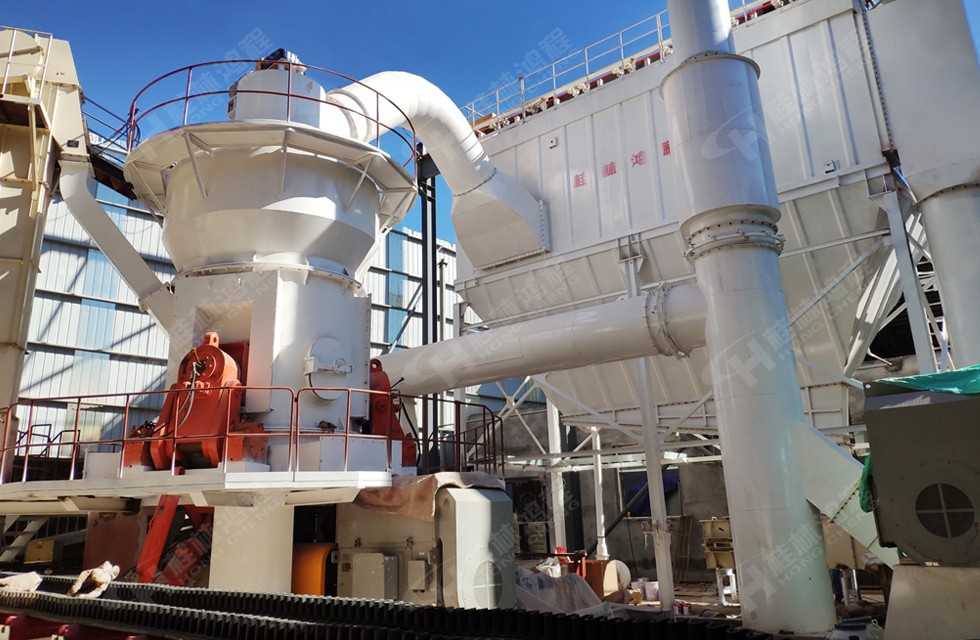 打礦石粉機(jī)器多少錢(qián)一臺(tái)？立式磨機(jī)設(shè)備-桂林鴻程HLM立式磨粉機(jī) ，價(jià)格在上百萬(wàn)以上